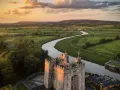 bunratty-castle-ireland-v0-wcznm32inwge1