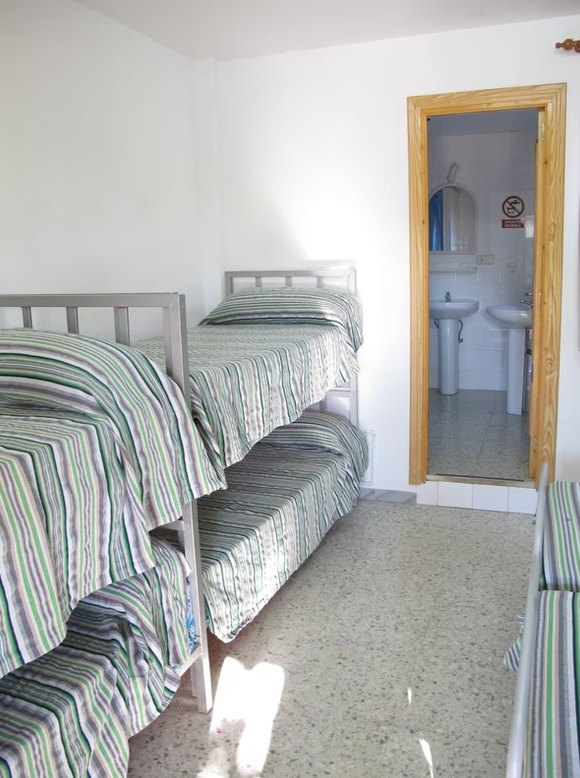 Habitación con literas y baño propio