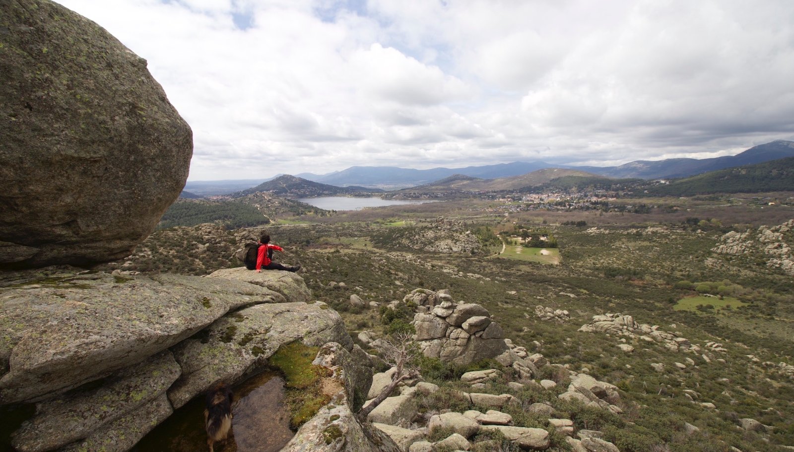 Vistas del valle desde las rocas de granito